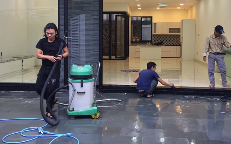 Vệ sinh nhà ở tại quận Bắc Từ Liêm.