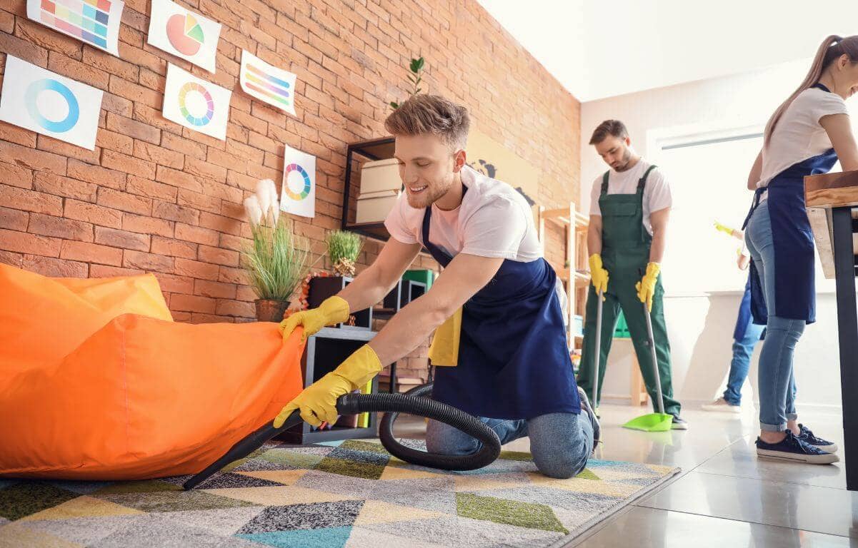 Dịch vụ dọn dẹp vệ sinh nhà ở của DHT CLEAN